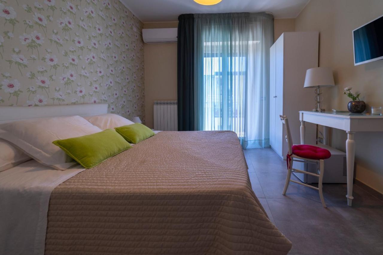 B&B Attico 160 คาตาเนีย ภายนอก รูปภาพ