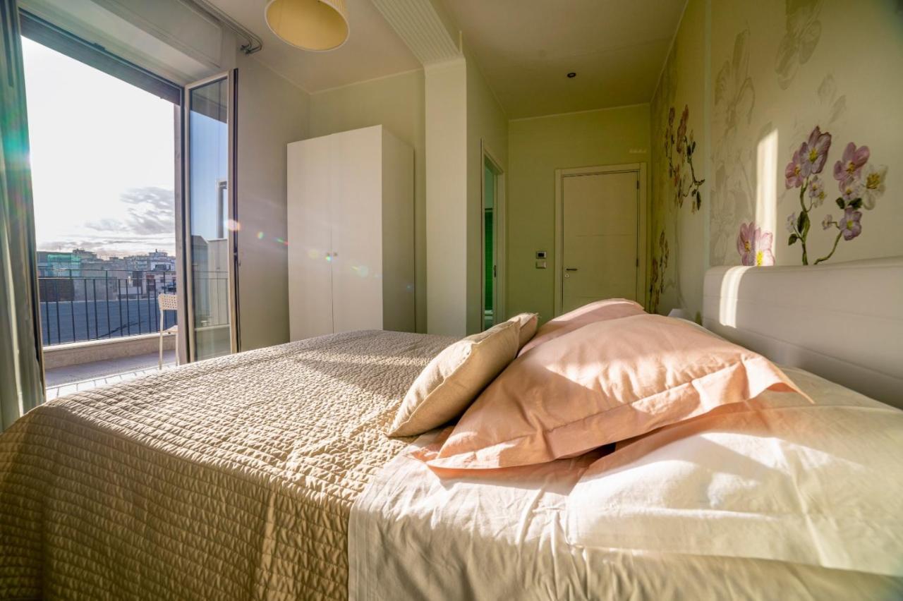 B&B Attico 160 คาตาเนีย ภายนอก รูปภาพ
